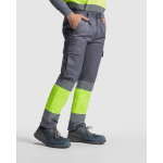 Calças de trabalho de alta visibilidade inverno 240 g/m2 Roly Soan cor cinzento topo terceira vista de uso