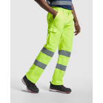 Calças de trabalho de alta visibilidade 235 g/m2 Roly Alfa cor amarelo fluorescente terceira vista de uso