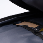 Mochila executiva de poliéster ecológico, manga para trolley PC 13” cor cinzento vista detalhe 2