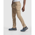 Calças de trabalho de algodão e elastano para homem 300 g/m2 Roly Fonta cor camel quinta vista de uso