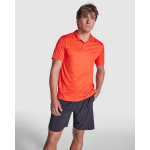 Polo técnico de manga curta, poliéster reciclado 125 g/m2 Roly Direct Tormo cor cor-de-laranja escuro quarta vista de uso