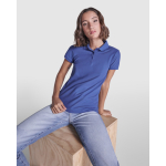 Polo slim de algodão e poliéster para mulher Roly Direct Pegaso Premium cor vermelho primeira vista de uso