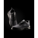 Sapatos de trabalho tipo desportivo transpiráveis com detalhes refletores Roly cor preto quarta vista de uso