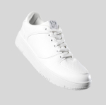 Sapatilhas estilo Vans com sola de borracha e gáspea microperfurada Roly Direct cor branco primeira vista de uso