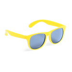 Óculos de sol em várias cores mate com lentes pretas translúcidas cor amarelo primeira vista