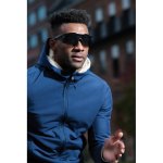 Óculos de sol desportivos com lentes polarizadas e materiais eco UV400 cor preto vista de ambiente