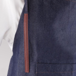 Avental feito de algodão denim com detalhes em PU 190 g/m2 cor azul ganga vista detalhe