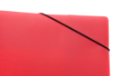 Pasta com acabamento translúcido em várias cores e fecho elástico cor vermelho quarta vista