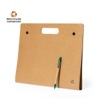 Pasta de cartão reciclado com material de escritório no interior cor natural primeira vista
