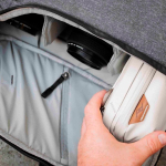 Organizador em nylon reciclado para acessórios de viagem Peak Design cor marfim