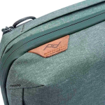 Organizador em nylon reciclado para acessórios de viagem Peak Design cor verde-escuro