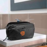 Necessaire nylon grande Peak Design impermeável e suspenso com gancho cor preto