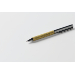 Caneta giratória feita de materiais reciclados, tinta azul cor verde vista fotografia quinta vista