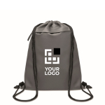 Mochila de cordão de rPET e PU com bolso frontal cor cinzento-escuro vista principal