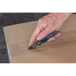 Ferramenta dobrável de aço inoxidável 420 com 11 funções GearX cor preto vista de ambiente 2