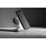 Carregador sem fios magnético premium de alumínio reciclado 15W cor cinzento vista de ambiente 2