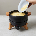 Fondue elétrica com controlo preciso e capacidade para 8 pessoas Boska cor preto vista de ambiente 4