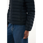 Casaco acolchoado de poliéster reciclado mulher casual fit 70 g/m2 IQONIQ Maiko cor preto