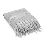 Manta em poliéster reciclado com toque suave tipo mohair 300 g/m² cor cinzento quarta vista