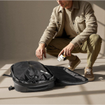 Mochila de couro sintético para viagens com função expansível 30 L cor preto vista detalhe 4