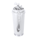 Copo takeaway de aço inoxidável reciclado, alça de transporte 500 ml vista de ambiente