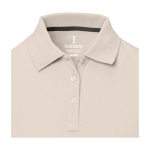 Polo manga curta algodão piqué para mulher 200 g/m2 Elevate Life cor areia vista detalhe 1