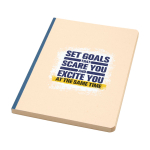 Caderno de capa mole de cana-de-açúcar e rPET, folhas A5 pautadas cor azul-marinho vista impressão serigrafia