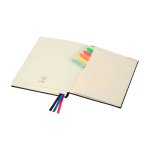 Caderno de capa dura de plástico reciclado com agenda diária A5 cor preto quarta vista