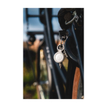 Etiqueta localizadora para viajar resistente à água Xtorm XTAG2GA cor branco imagem de estilo de vida