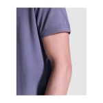 Polo unissexo curto com acabamento lavado 200 g/m2 Roly Cobain cor amarelo vista detalhe 2