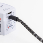 Lanyard de pulso de PVC e nylon com carga rápida USB-C para telemóvel