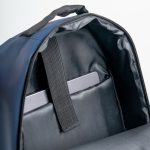 Mochila soft com detalhes refletores e manga para trolley 15,6”