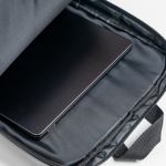 Mochila de pele de PU com design fino e acabamento elegante 15,6”