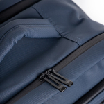 Mochila expansível com fechos de correr e manga para trolley 15,6”