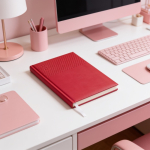 Agenda diária A5 com capa em pele sintética e fita cor vermelho