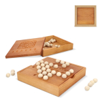 Solitário em caixa de madeira que serve de tabuleiro e para guardar