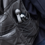 Garrafa de plástico monocromática com tampa redonda com pega 600 ml cor preto sexta vista