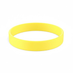 Pulseira de silicone para eventos 100% personalizável feita a medida cor amarelo sétima vista