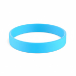 Pulseira de silicone para eventos 100% personalizável feita a medida cor ciano sétima vista