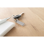 Pen USB pequena de zinco com detalhe retangular personalização total cor prateado