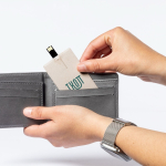 Cartão USB feito de cana de trigo extra plana e dobrável cor cinzento-claro mesclado