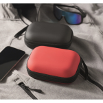 Kit de primeiros socorros em estojo duro de plástico cor vermelho vista conjunto