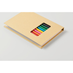 Conjunto de desenho para criança com papel kraft e 12 lápis de cor cor bege vista fotografia quinta vista