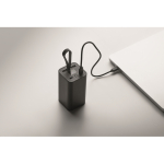 Powerbank de alumínio reciclado com indicador digital 20 000 mAh cor preto vista fotografia quarta vista