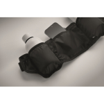 Bolsa de cintura desportiva de poliéster rPET com bolsos e malha cor preto vista fotografia quarta vista