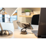 Suporte magnético universal 360° ideal para telemóvel e mãos-livres cor preto vista de ambiente 3