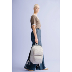 Mochila fecho de correr convertível antirroubo e capacidade 22 L 16” cor cinzento vista de ambiente 3