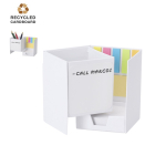 Porta-lápis de cartão reciclado com notas adesivas e quadro