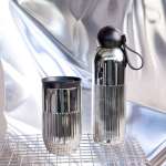 Garrafa antigotas de aço reciclado de riscas verticais 500 ml cor prateado brilhante sexta vista