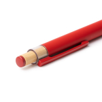 Caneta em alumínio reciclado mate com botão de pressão em bambu, tinta azul cor vermelho vista detalhe 2